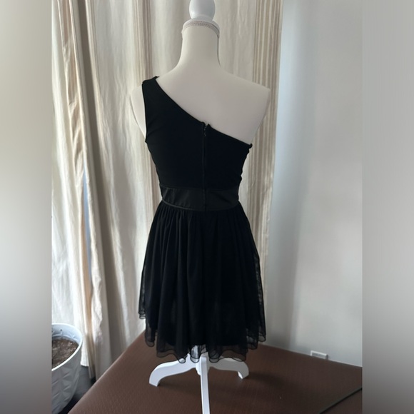 Teen dress off the shoulder, color black, size 3 - Picture 2 of 4